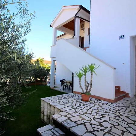 Apartment In Porec/istrien 38721
